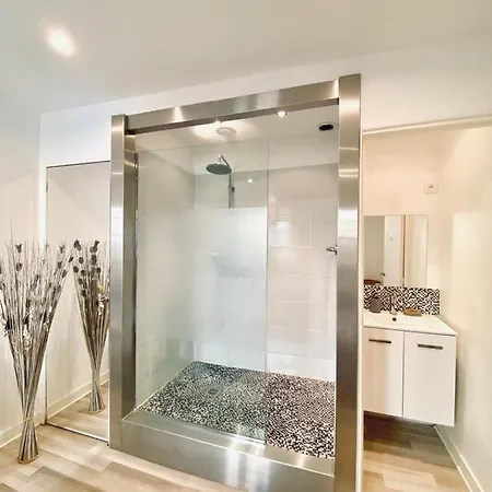 Cauvi - Centre, Wifi, Climatisation, 4 Personnes 아파트